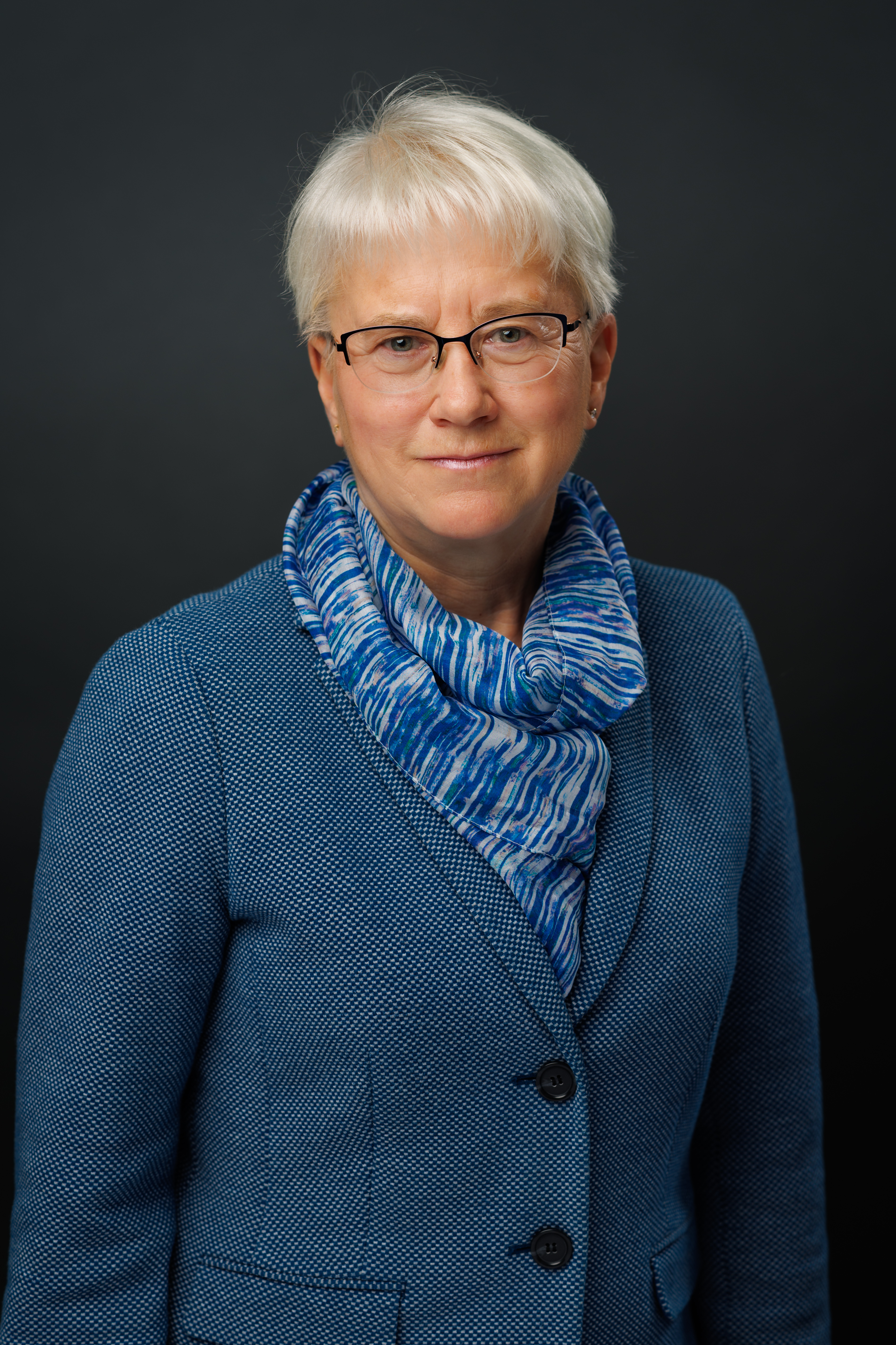 Tracey Bakkeli